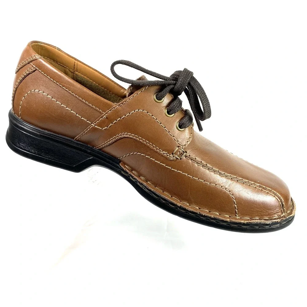 Clarks Shoes Men's 7.5 M Brown Leather Oxford Shoes Lace Up New